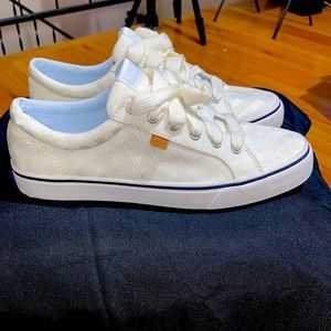 Casual Sneakers